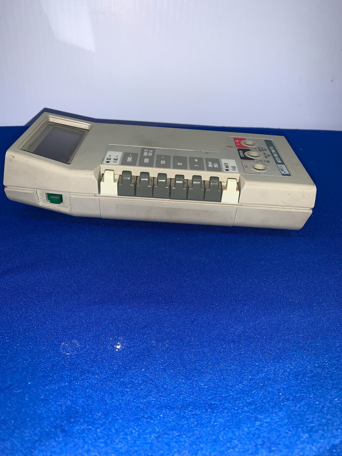 FLUKE 8022A マルチメーター