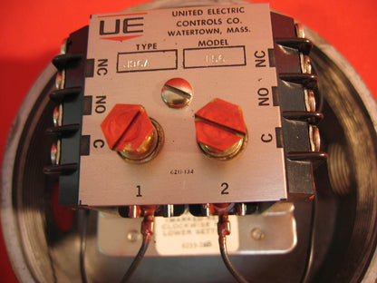 UE UNITED ELECTRIC CONTROLS J96A MODELL 156 0-100 PSI SCHALTER 15A GEFAHR Lage 