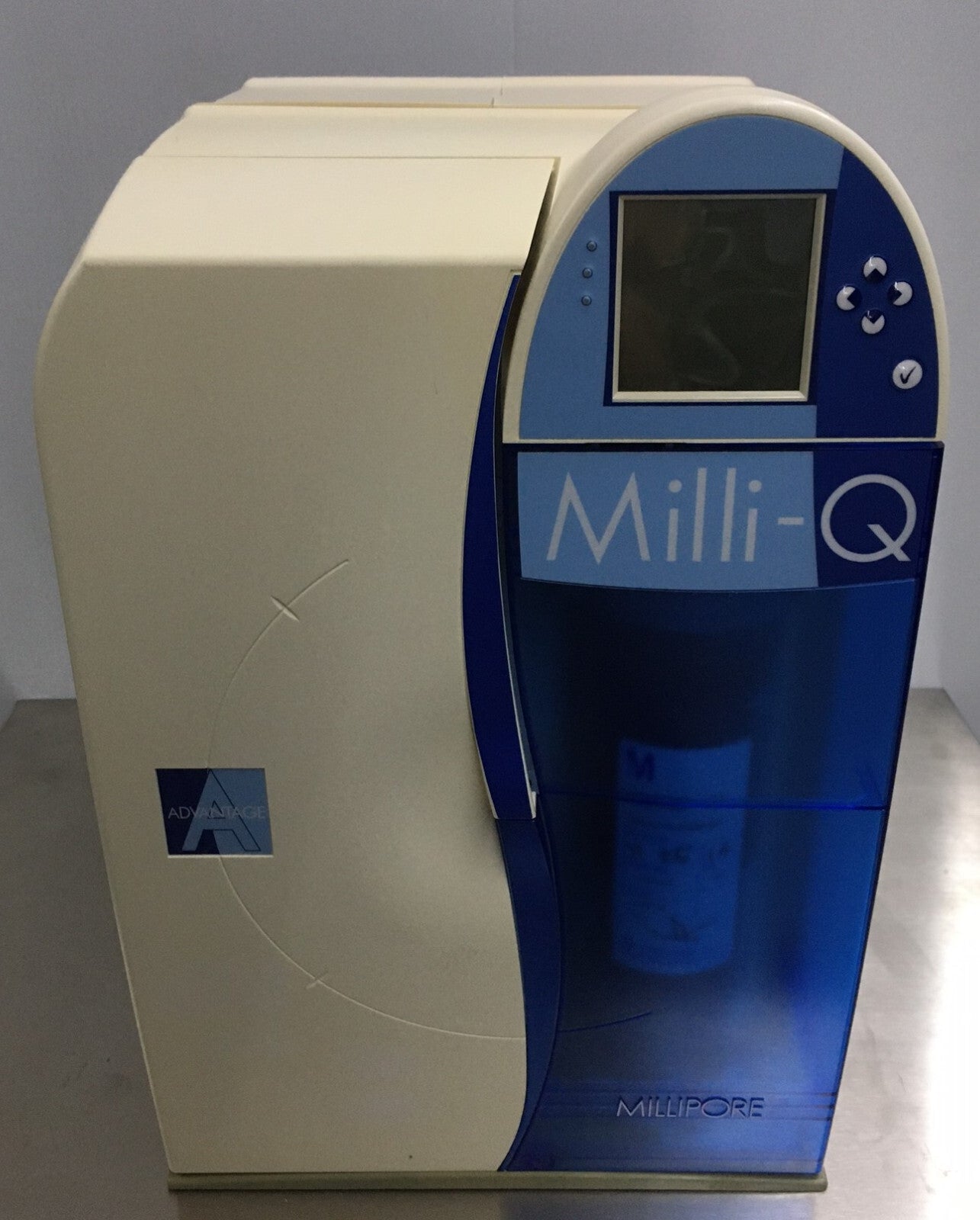MILILIPORE MILLI-Q A10® TOC Z00Q0V0T0 モニター、電気定格: 100-230V 50/60HZ 16