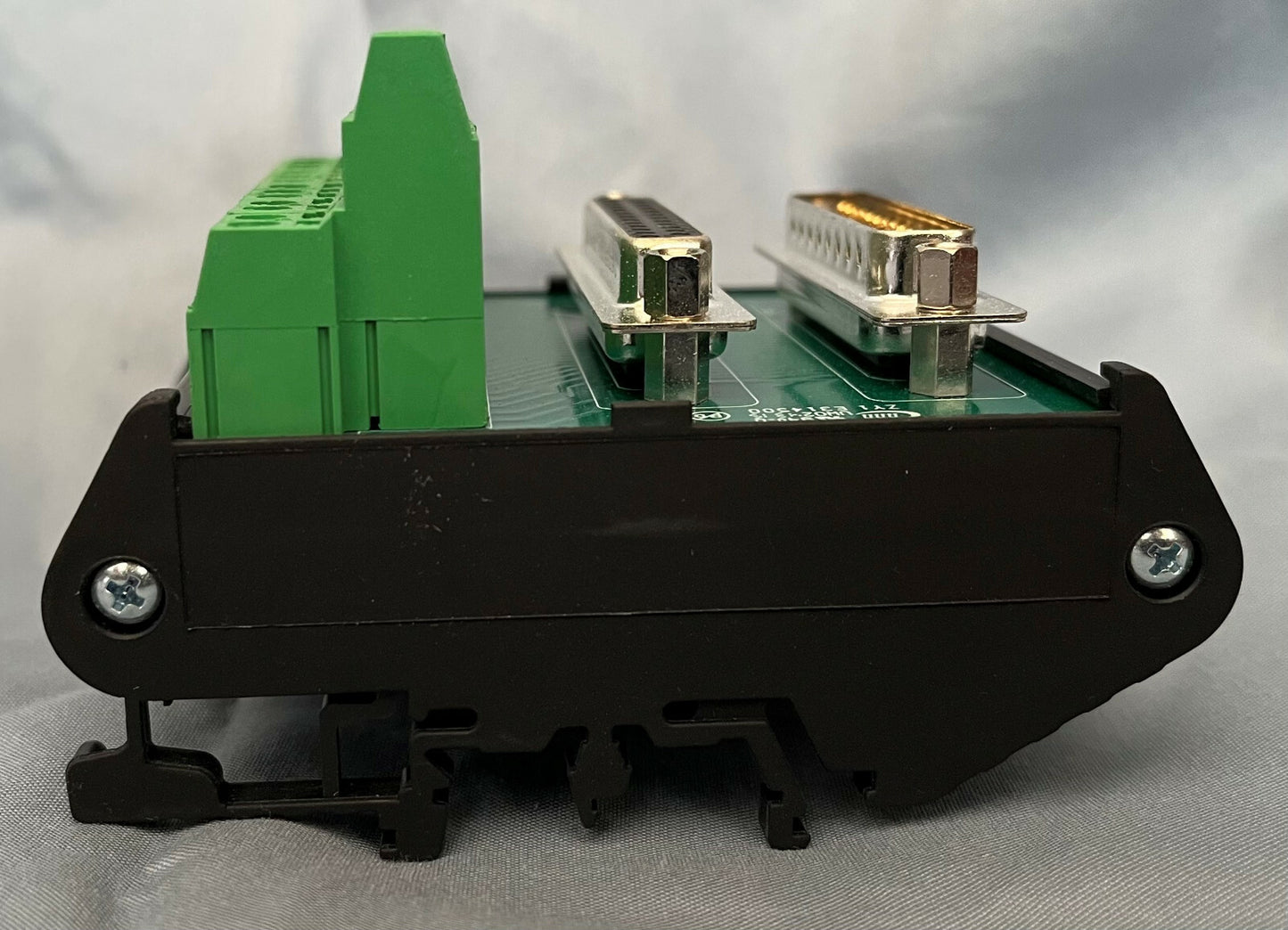 Bornier Dsub mâle/femelle 25 broches vers bornier American Electrical LDSUB-25-MF