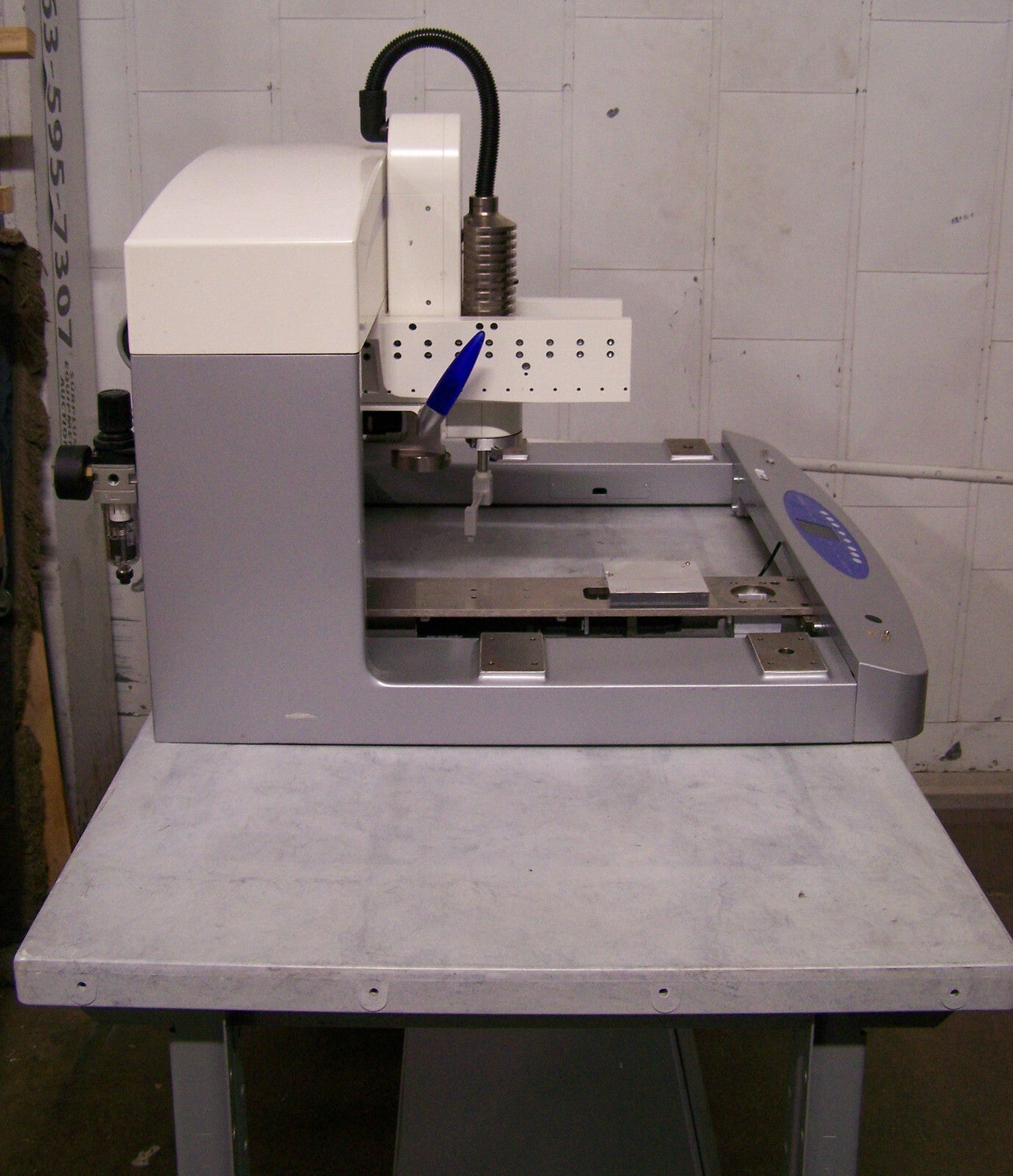 SISTEMA DI PICK AND PLACE "The Bull" DI INFOTECH AUTOMATION AG IP-1000 