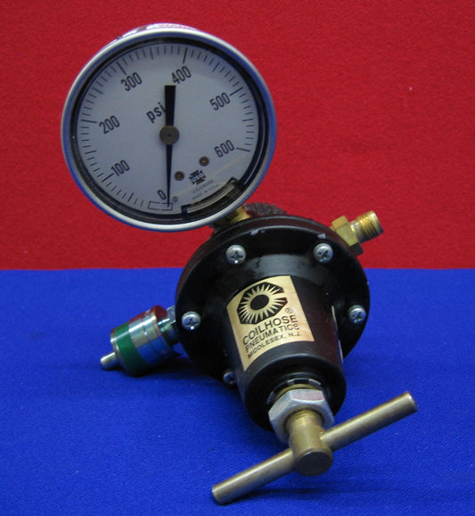 COILHOSE PNEUMATICS 8802 PRESSURE REGULATOR PRESSURE 0-125 with USG 0-600