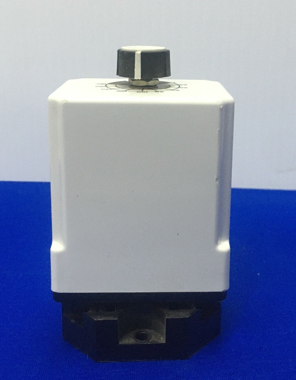 Relais temporisé MAGNECRAFT ELECTRIC W211ACPSOX-7 / W211ACPSOX7