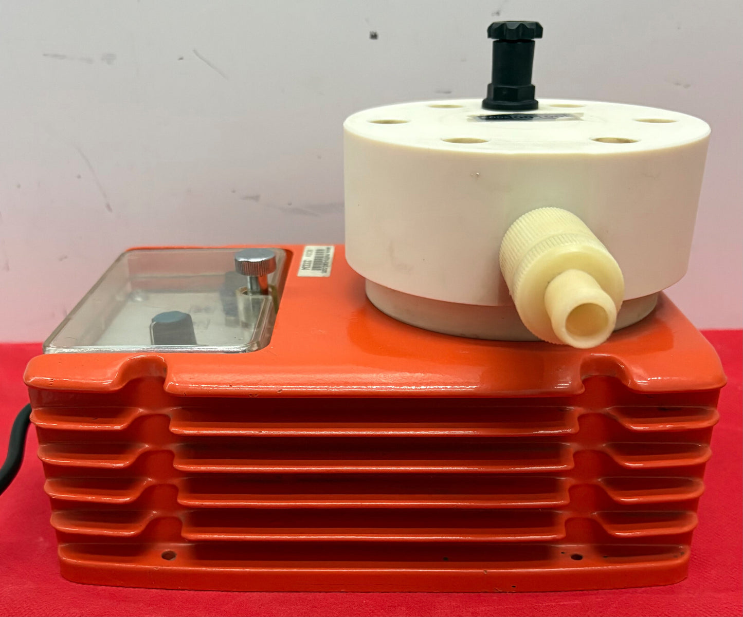 CO METERING DIAPHRAGM & CHECK VALVES SOLENOID PUMP - FOR PARTS/REPAIR