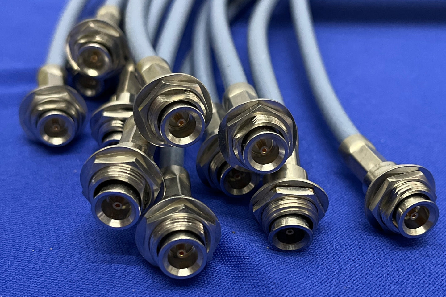 TRANSMISOR SUHNER S 04272 B 50 OHM CABLES RF 36” - 1 LOTE DE 11 CABLES