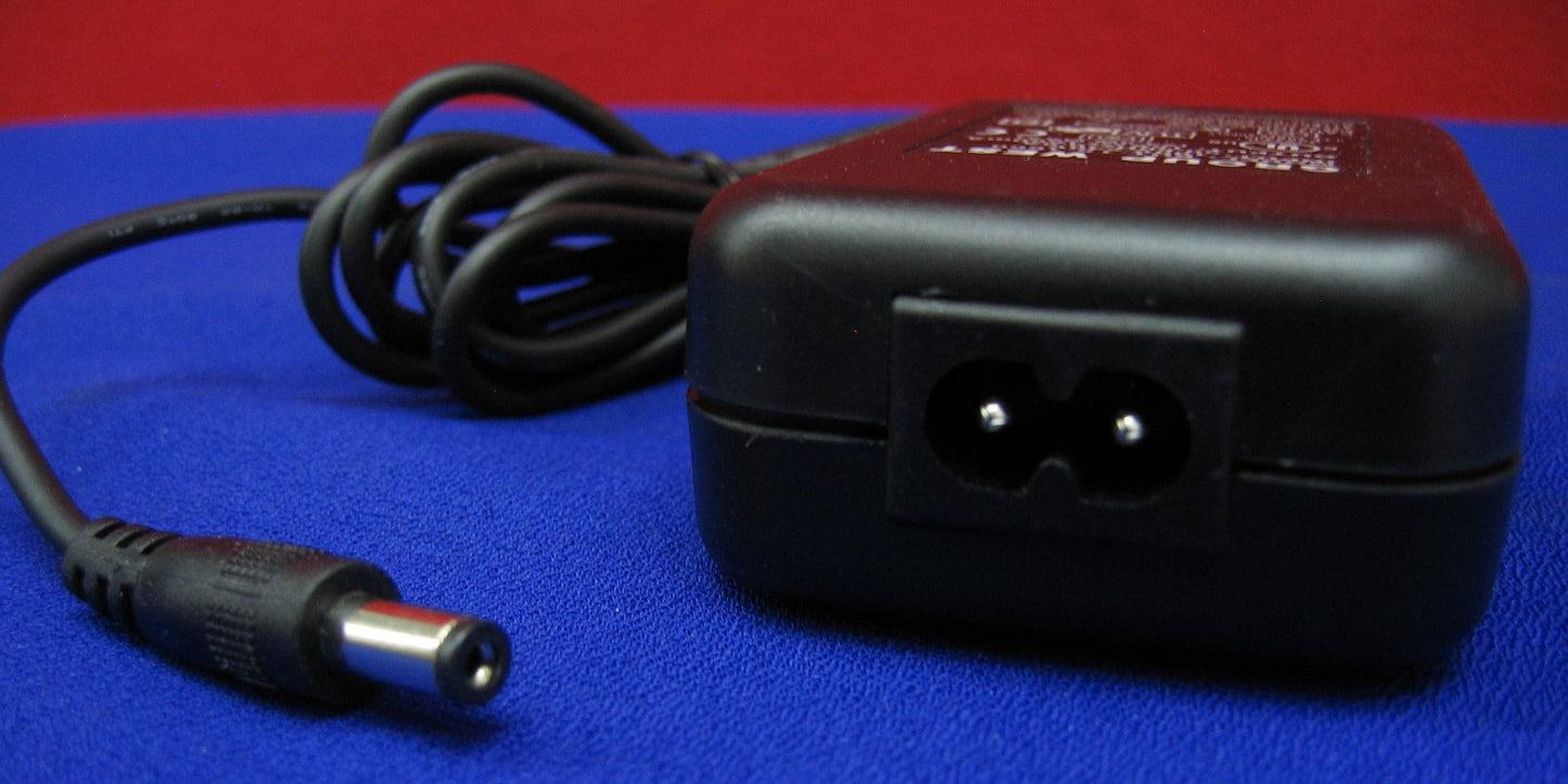 BUT-15-1660 PN 420-0050-1000N FUENTE DE ALIMENTACIÓN DE CA 15 VCC 1660 mA GRUPO OESTE