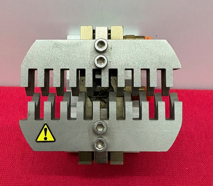ROBOHAND INC RPL-2M 2 JAW LOW-PROFILE PNEUMATIC PARALLEL GRIPPER