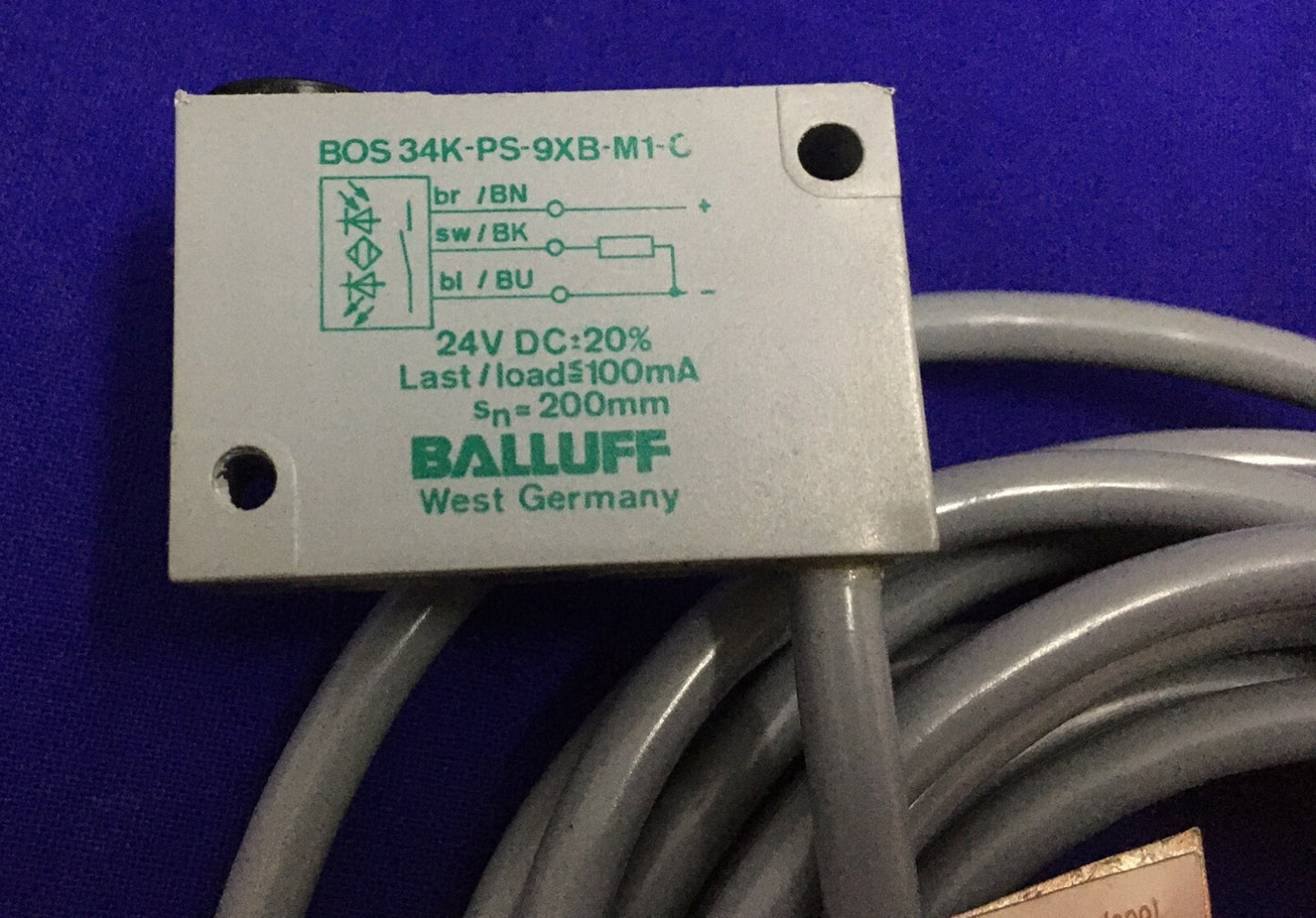 BALLUFF BOS-34K-PS-9-XB-M1-C3 10' CORD PHOTOELECTRIC SENSOR