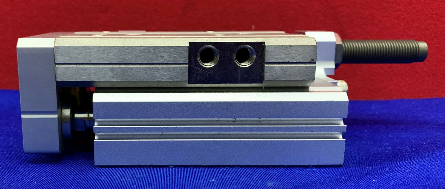 Vérin pneumatique coulissant SMC MXQ25-30 0,15 à 0,7 MPa MXQ25-30B