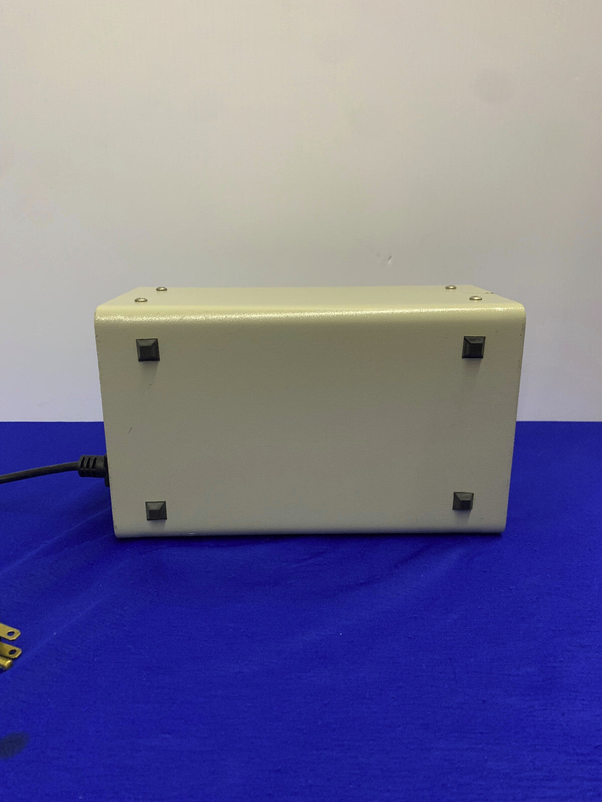 OMEGA TEMPERATURE CONTROLLER TESTED TO POWER