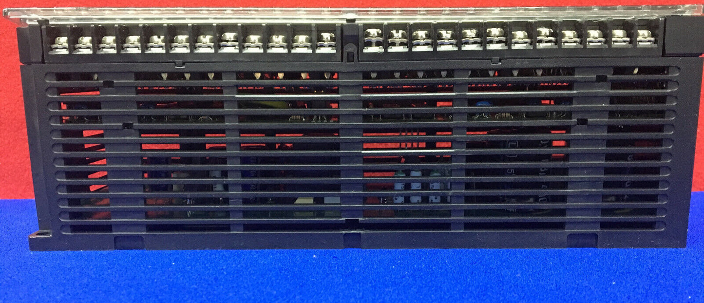 CONTROLADOR MICROPROGRAMABLE GE FANUC SERIE 90 IC693UDR005JP1