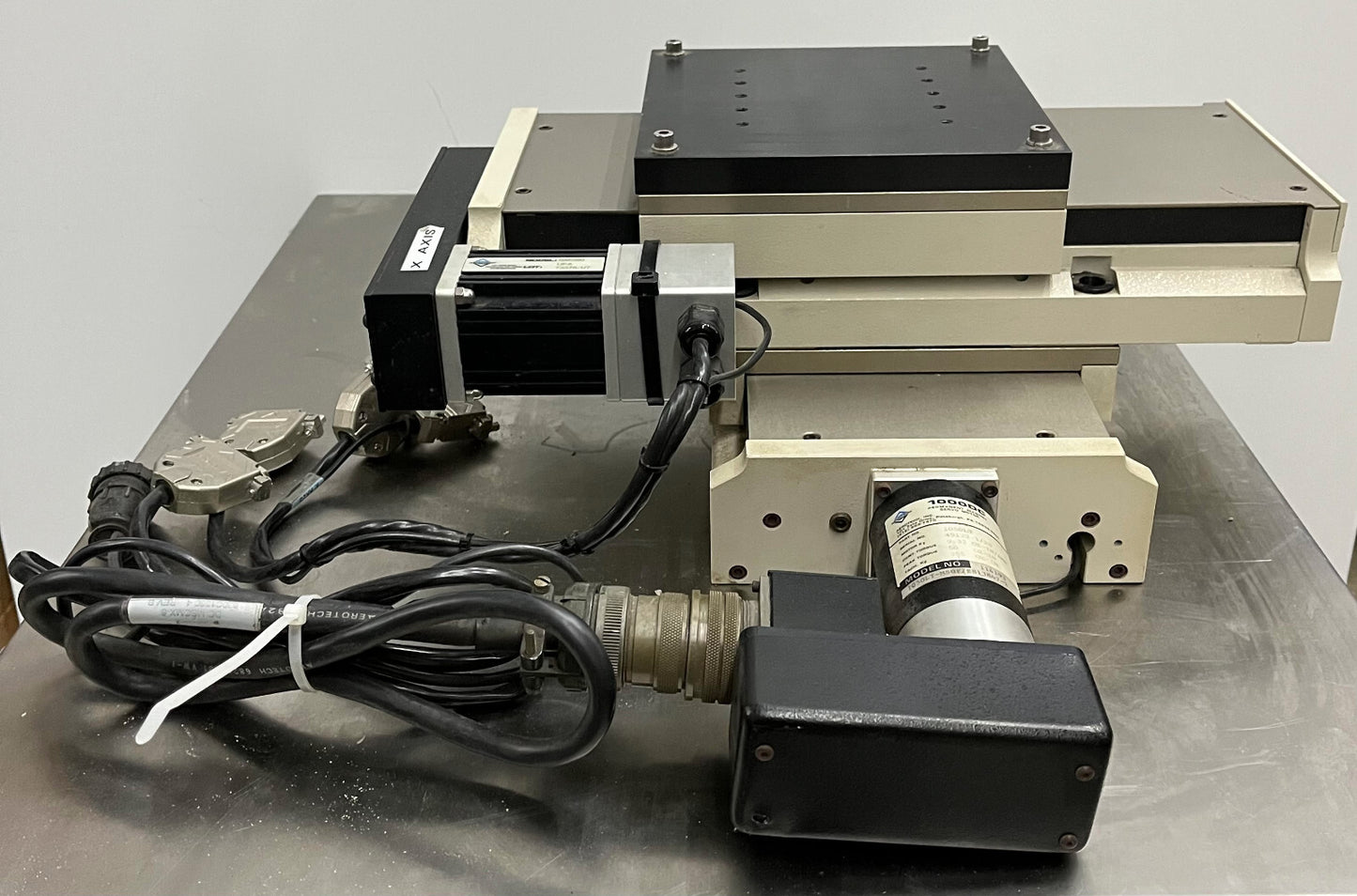 AEROTECH ATS20015 &amp; 20015-40P MOTORISIERTER XY-LINEARBÜGEL, CA. 150 MM, 6" WEGBEWEGE