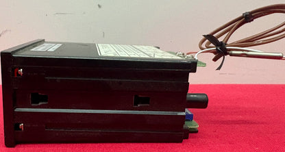 COLE-PARMER 89500-00 MICROCOMPUTER THERMOMETER TEMPERATURE PANEL