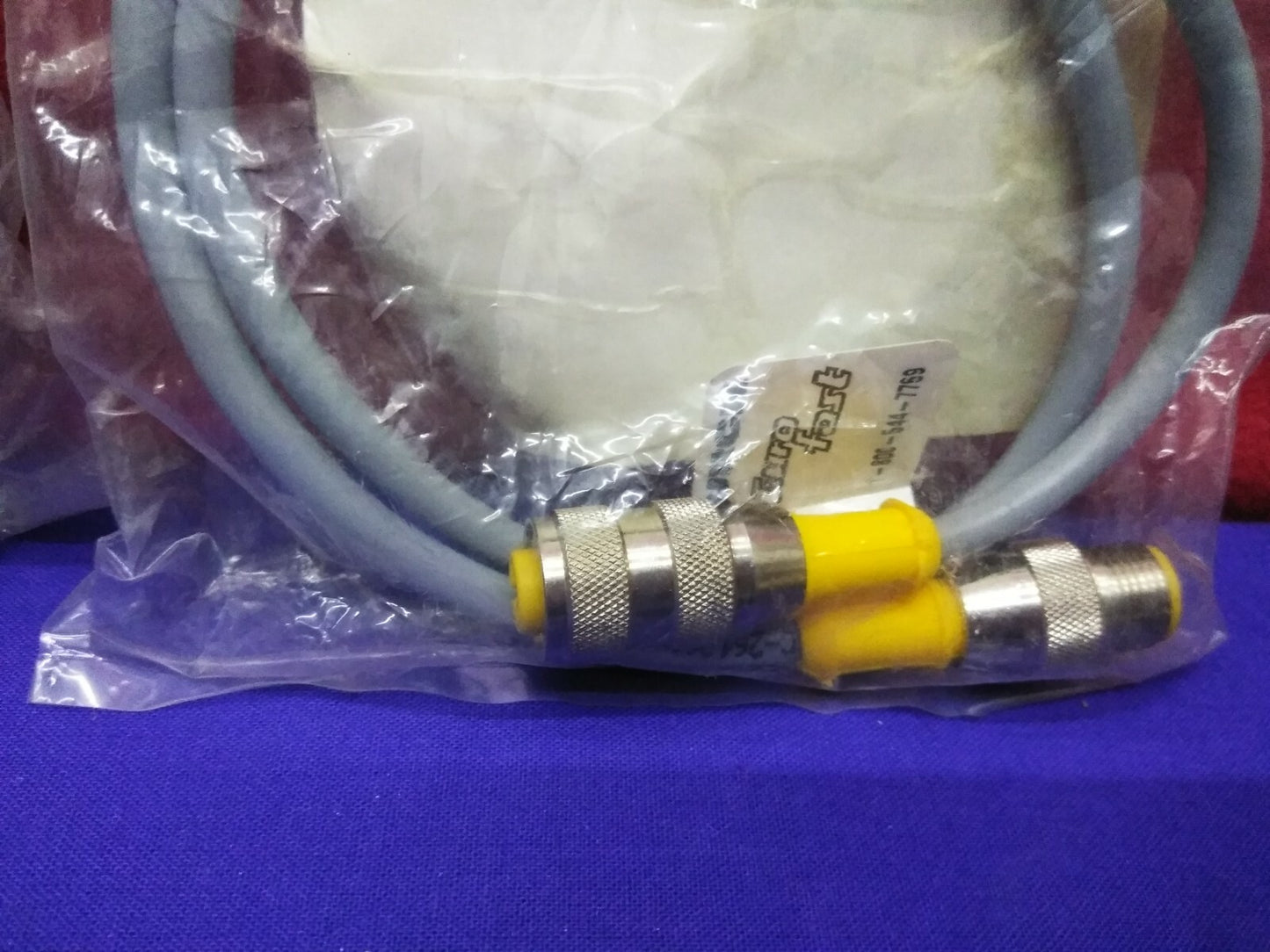 1 LOTTO DI QTY 2 - TURCK RK RK 4.4T-0.6-RS 4.4T / U2433-1 CORDSET STAMPATO 