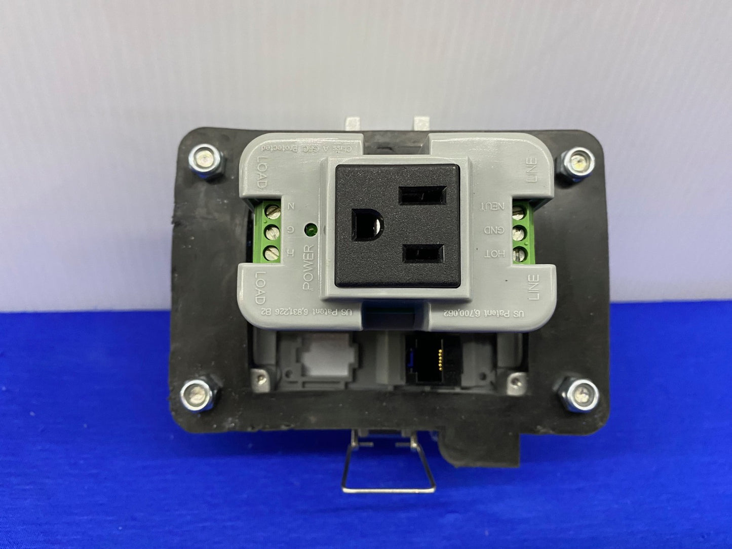 GRACE PORT ® JR AUTOMATION P-R2-K3RF0-U206 GFCI INSIDE - OUTLET® 120VAC 5A(MAX)