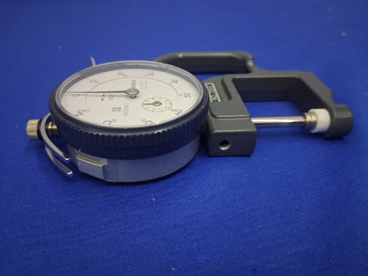 Mitutoyo 7304S Dial Thickness Gage 0-1" Range .001" with Case