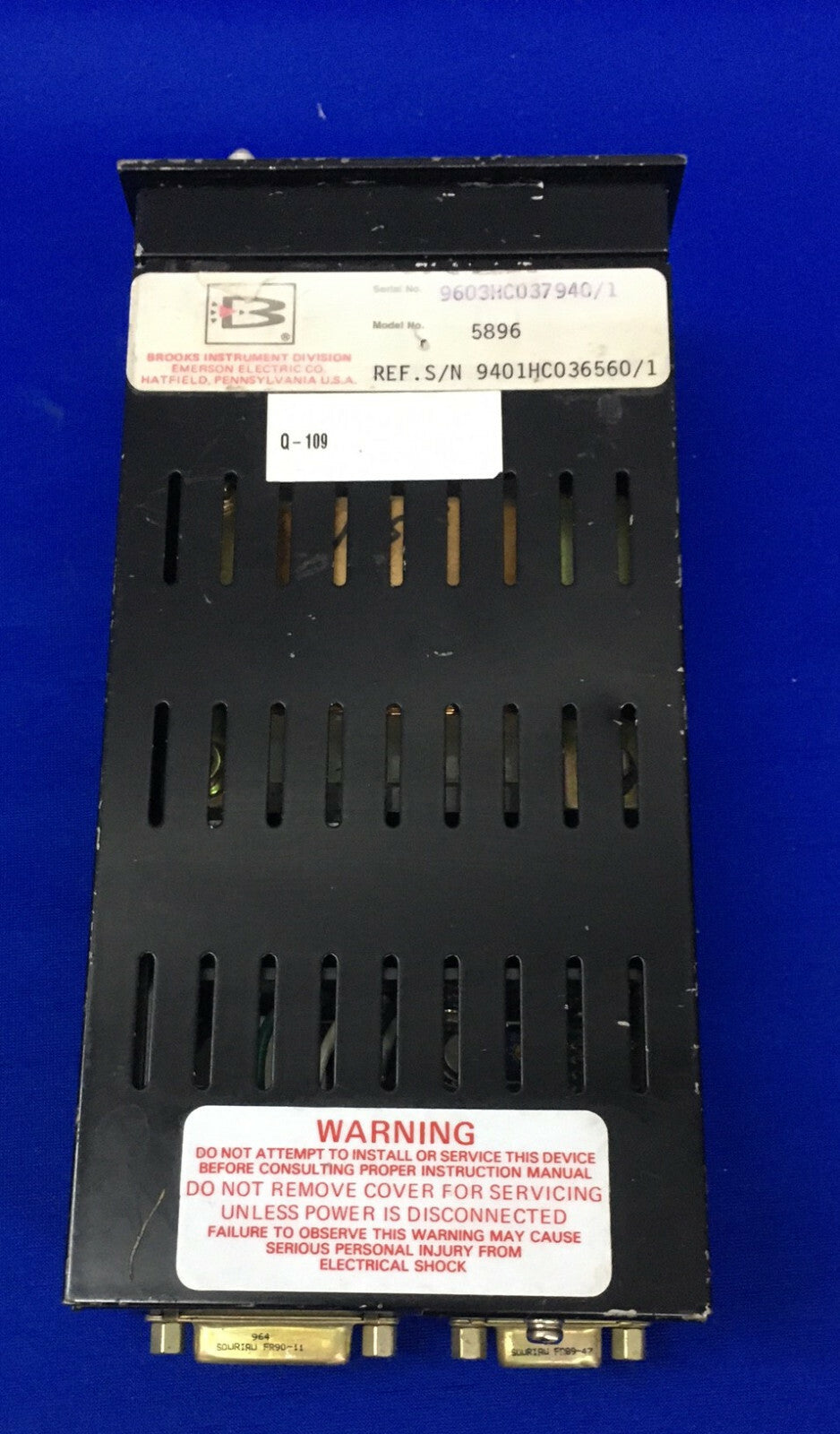 部品/修理用 BROOKS INSTRUMENT EMERSON 5896 ガス流量計