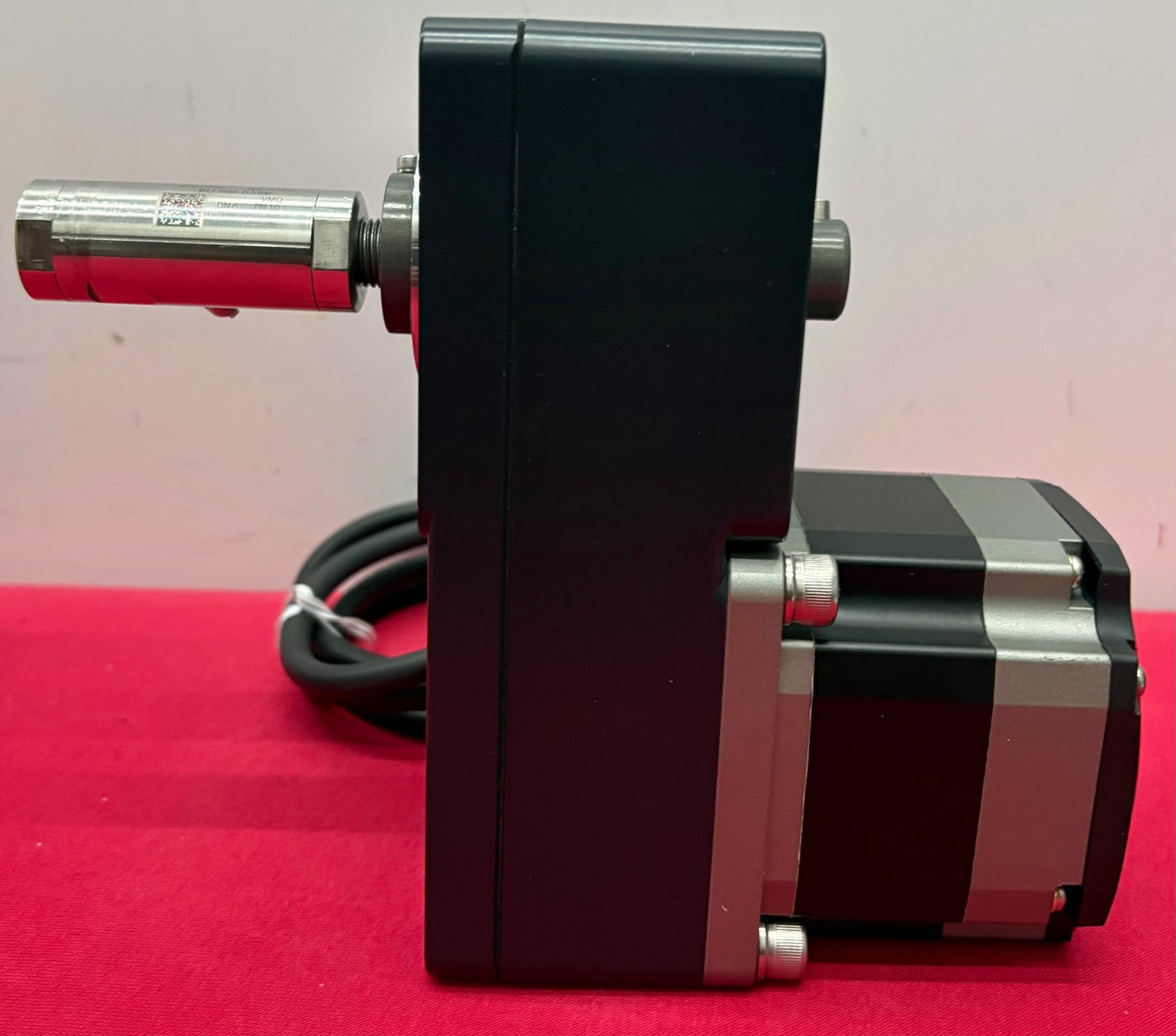 ORIENTAL MOTOR ARM98AK-FR10 90mm AR SERIES CLOSED-LOOP STEPPER MOTOR