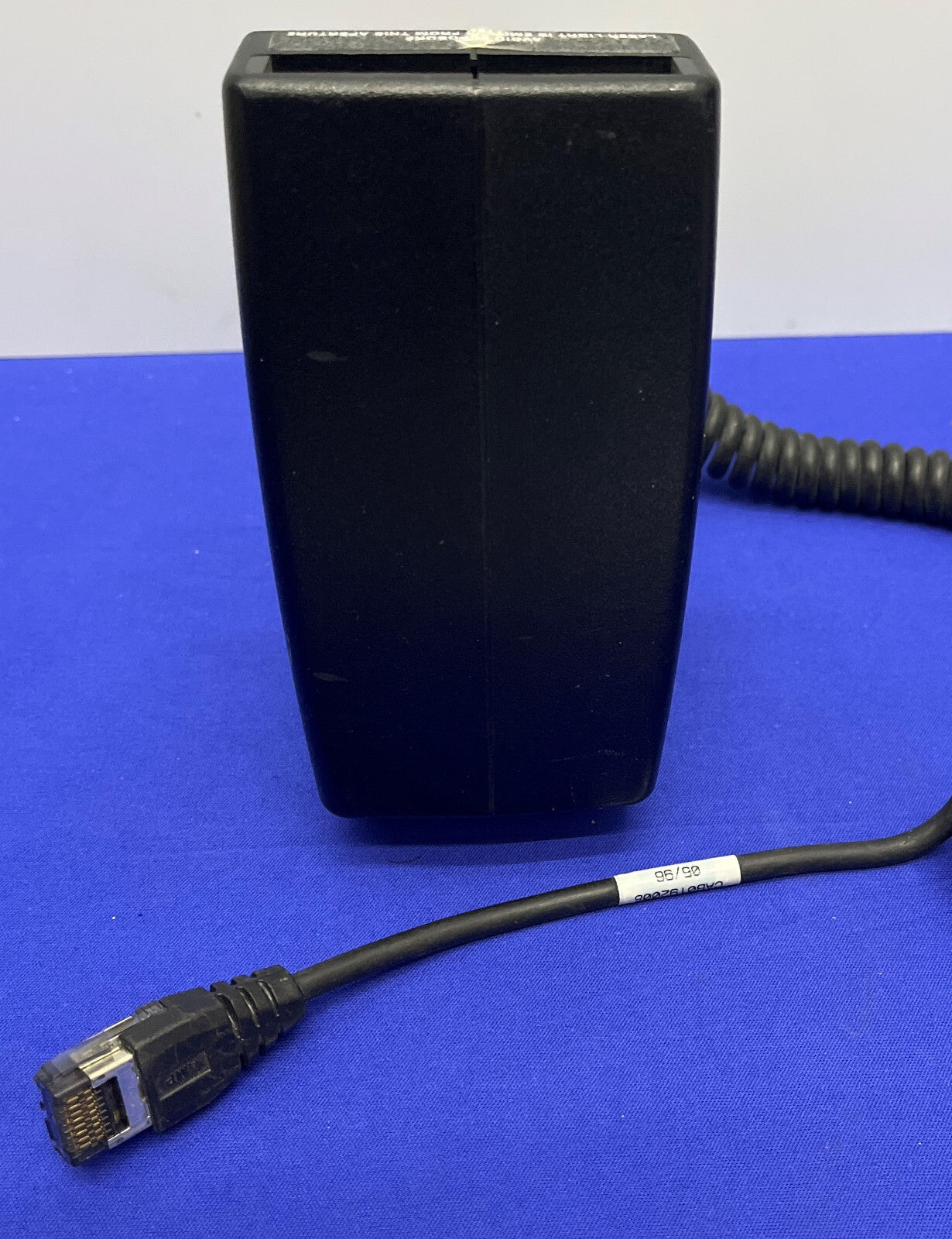 Scanner laser de codes-barres portatif BCS 4100-130A1