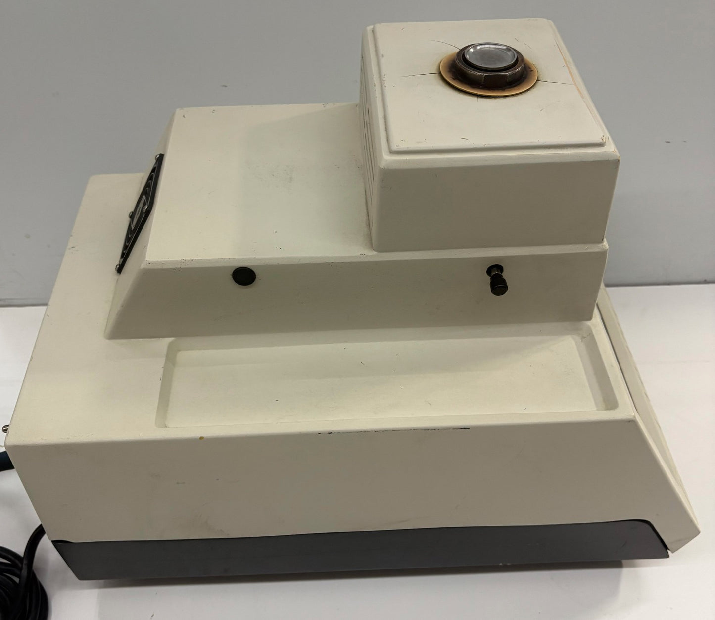 BUEHLER SIMPLIMET 3 MOUNTING PRESS CAT # 20-1420-??? - FOR PARTS/REPAIR