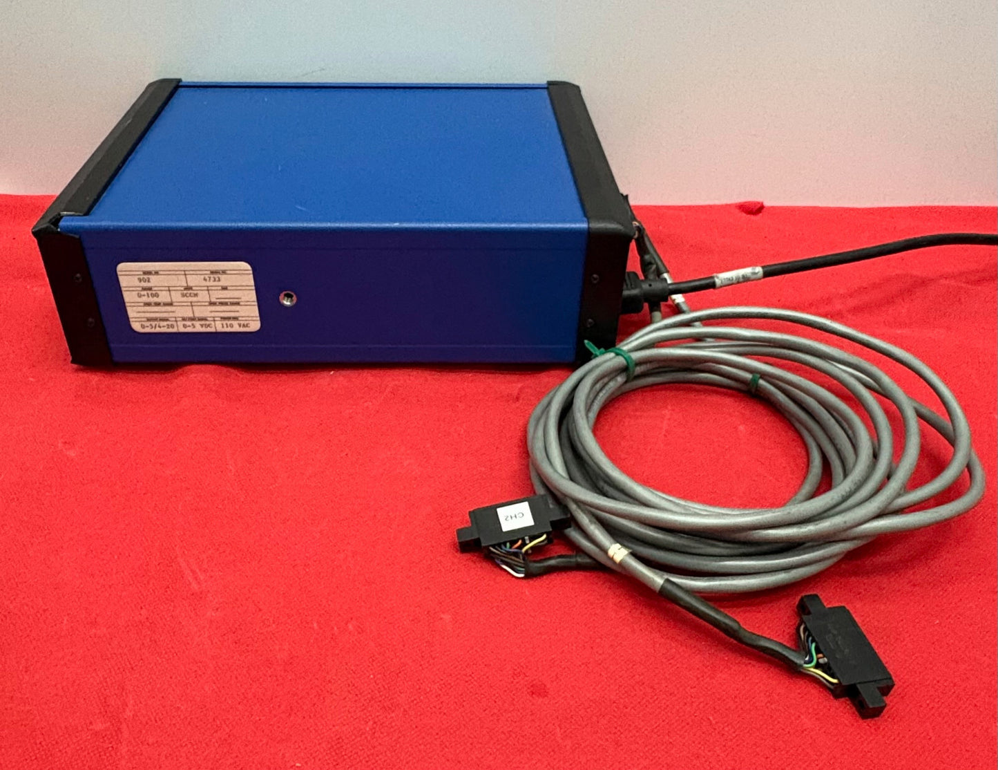 SIERRA INSTRUMENTS 902 DIGITAL DUAL CHANNEL READOUT W/ CABLES - FOR PARTS/REPAIR
