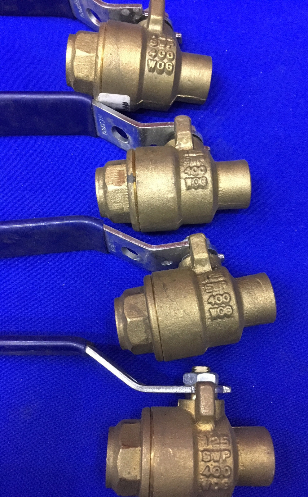 AANTAL 4 - NIBCO USA 580 1/2'' AFSLUITER C 125SWP-400WOG