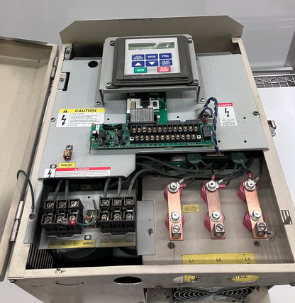 TOSHIBA Frequency Drive  3 phase VT130G3U4220 TOSVERT-130 G3 TRANSISTOR INVERTER