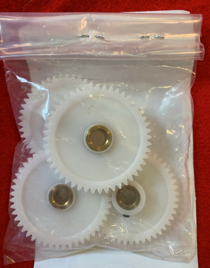 Engrenage en plastique acétal SDP/SI avec moyeu en laiton A 1T 2-Y24048 GR.MOLD.SP.24P.