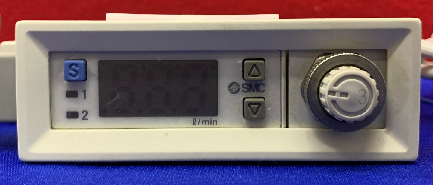 1 lot de 2 - Débitmètre numérique SMC PFM750S-N01L-E, débit 1-50 L