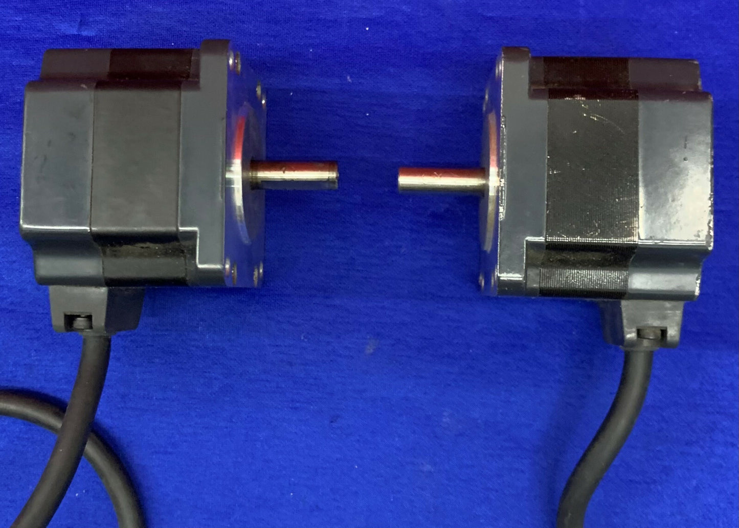 Lot von 2 Oriental Motor Vexta PK564AUA 5-Phasen-Schrittmotor
