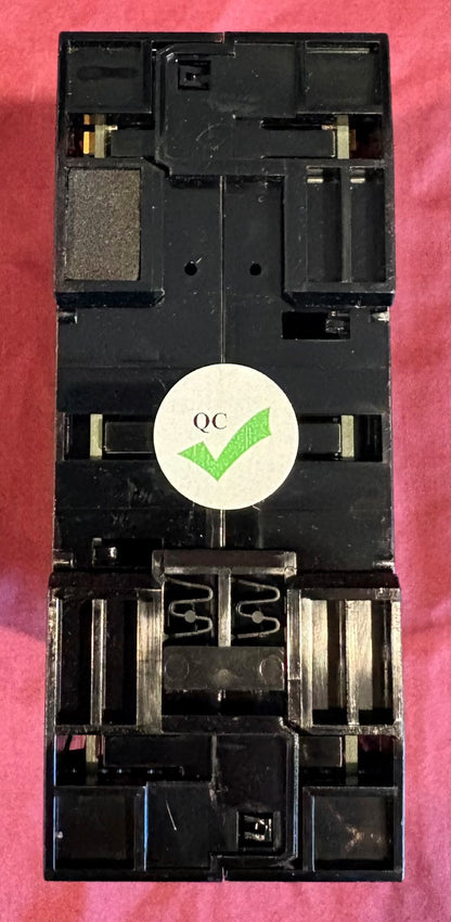 BANNER SC26-2D SAFETY CONTROLLER NON EXPANDABLE 26 INPUT PN: 85066 LCD DISPLAY