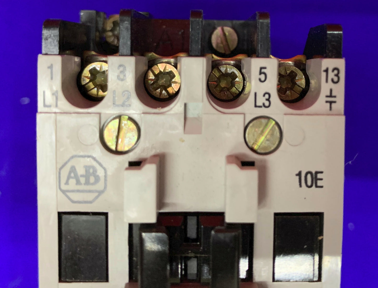 Allen-Bradley / Allen Bradley / AB 100-A12NZ*3 SER B CONTACTOR