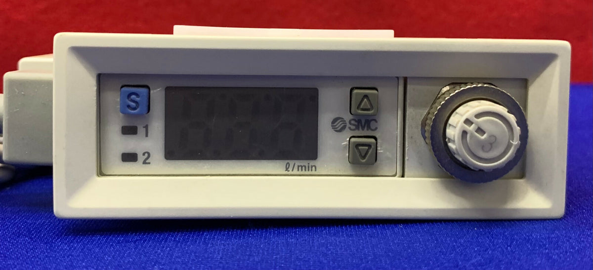 1 lot de 2 - Débitmètre numérique SMC PFM750S-N01L-E, débit 1-50 L