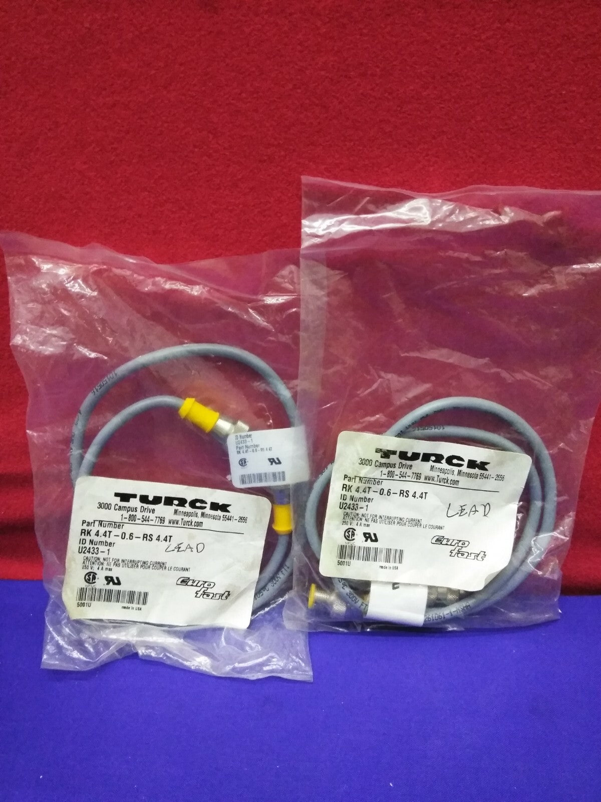 1 LOT MIT 2 STÜCKEN - TURCK RK RK 4.4T-0.6-RS 4.4T / U2433-1 GEFORMTES KABELSATZ 