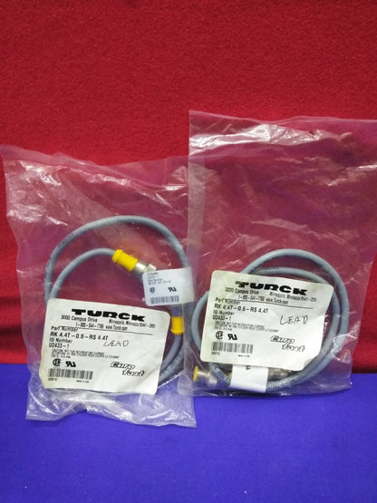 1 LOT MIT 2 STÜCKEN - TURCK RK RK 4.4T-0.6-RS 4.4T / U2433-1 GEFORMTES KABELSATZ 