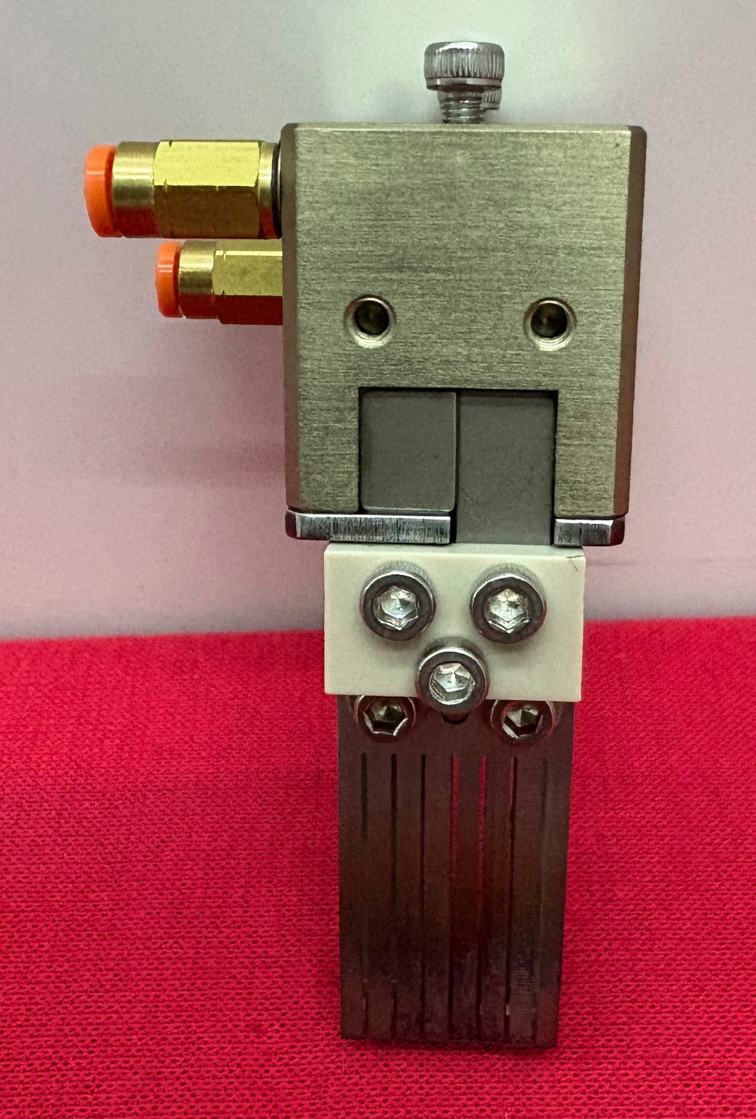 DESTACO ROBOHAND RP-5M-V MINIATURE 2 JAW PNEUMATIC PARALLEL GRIPPER PARTS/REPAIR