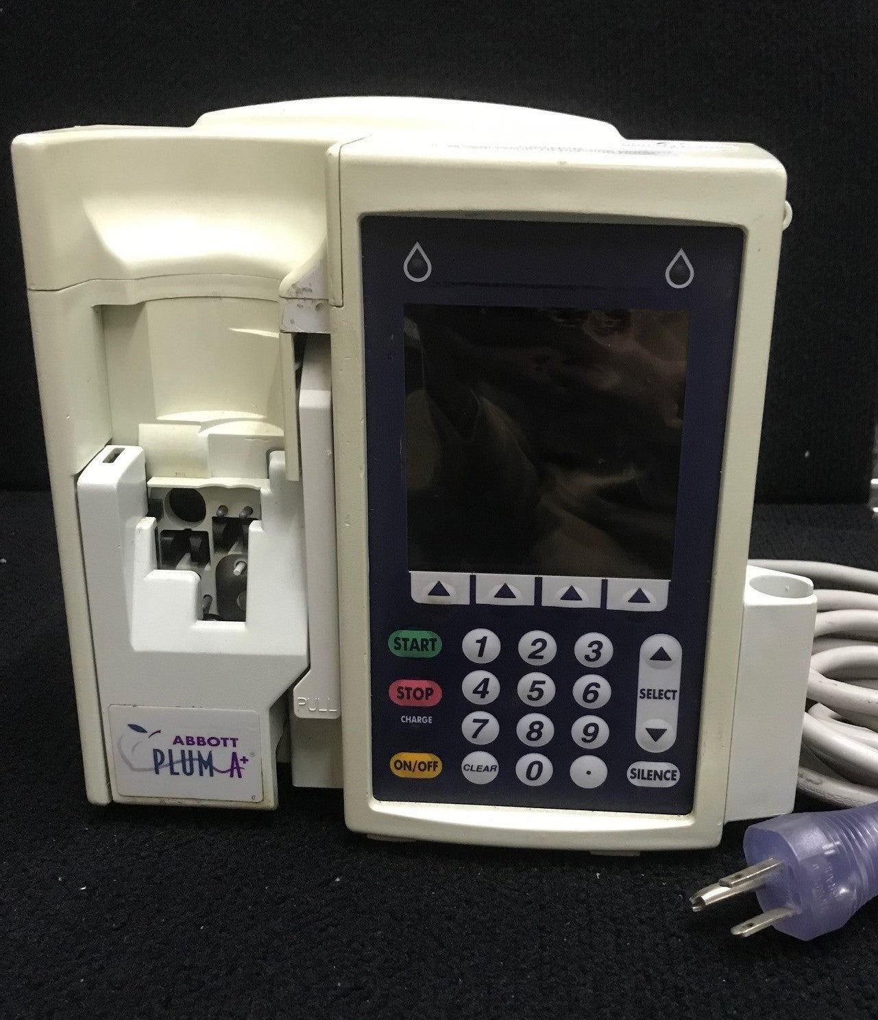 ABBOTT HOSPIRA PLUM A+ INFUSION PUMP - DUAL LINE IPX1 120VAC FOR PARTS REPAIR