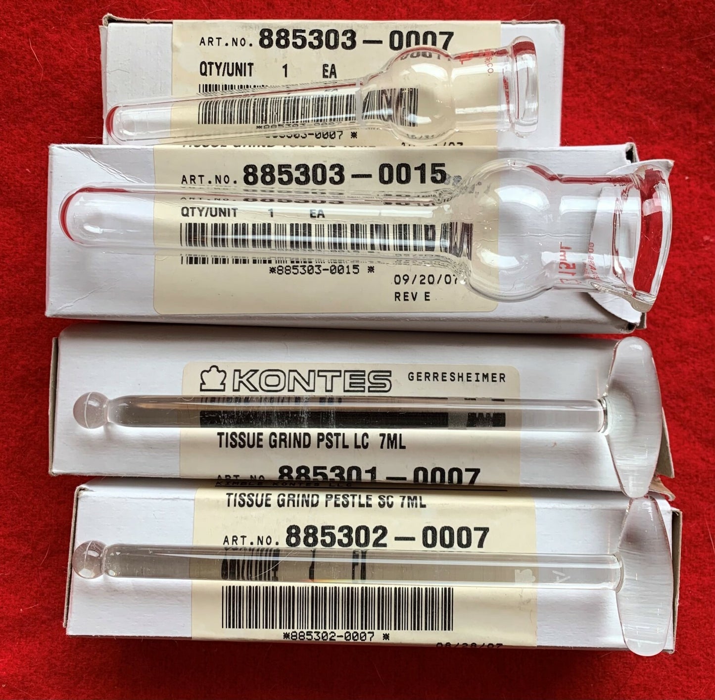 1 LOT - MISC Kontes Glass 7ml Tissue Grinder Stamper &amp; Vijzel Schenktuit