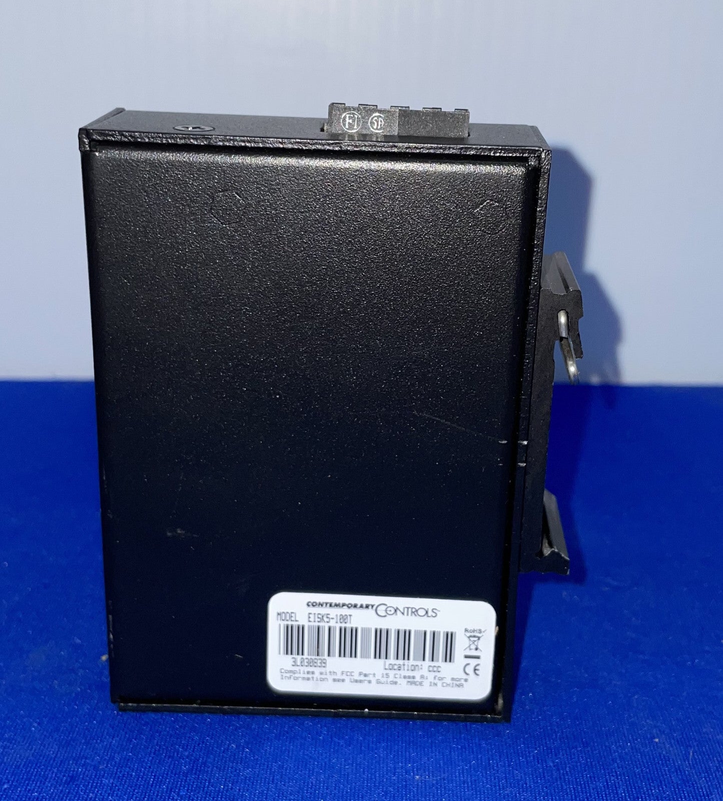 CONTROLES CONTEMPORÁNEOS EISK5-100T CONMUTADOR ETHERNET DE 5 PUERTOS SKORPION-5