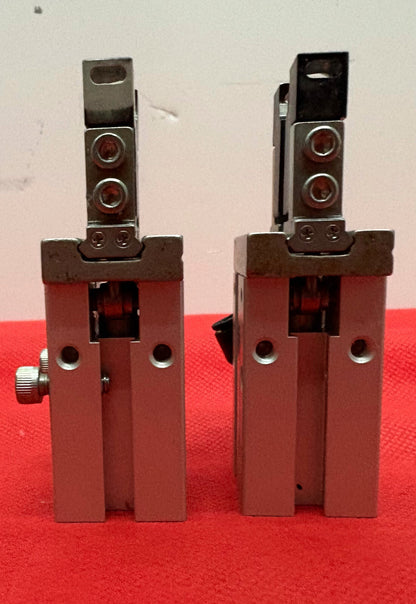 SMC MHZ2-16S2 PNEUMATIC GRIPPER SINGLE ACTION 16mm - 1 LOT QTY 2