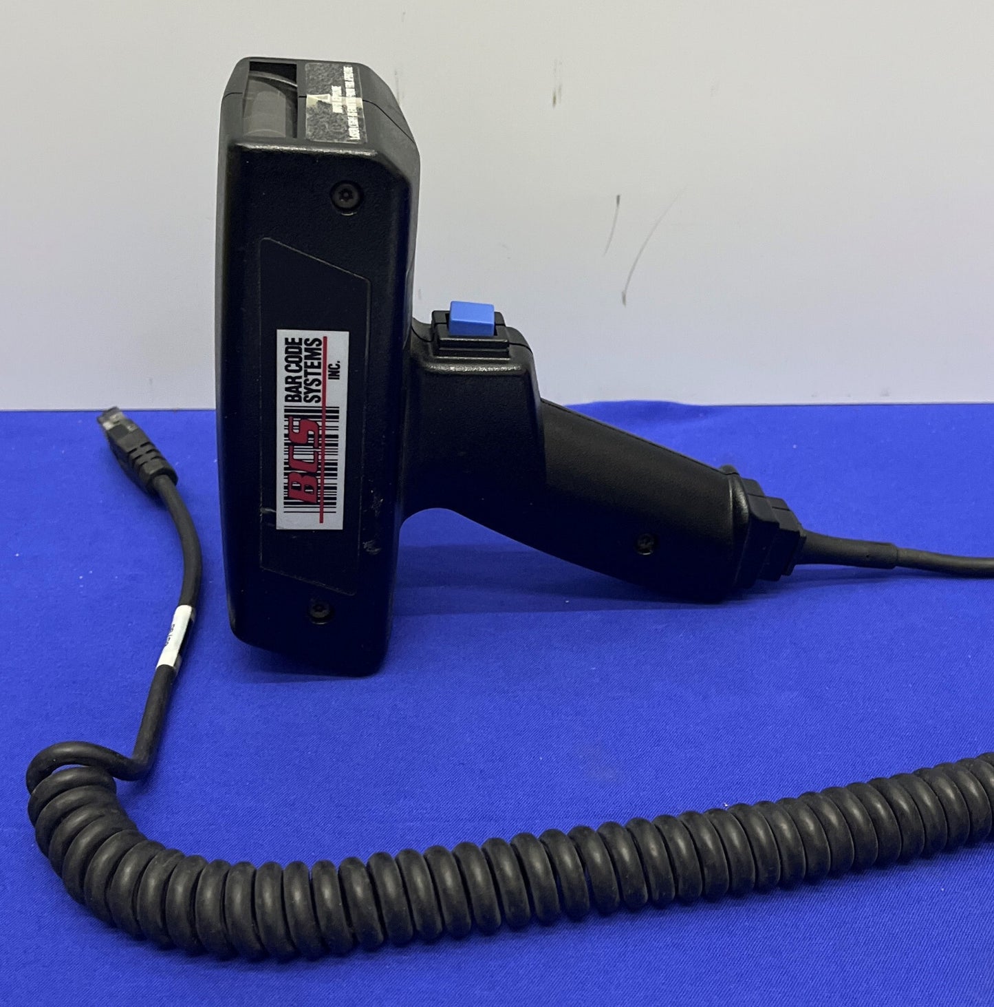 Scanner laser de codes-barres portatif BCS 4100-130A1