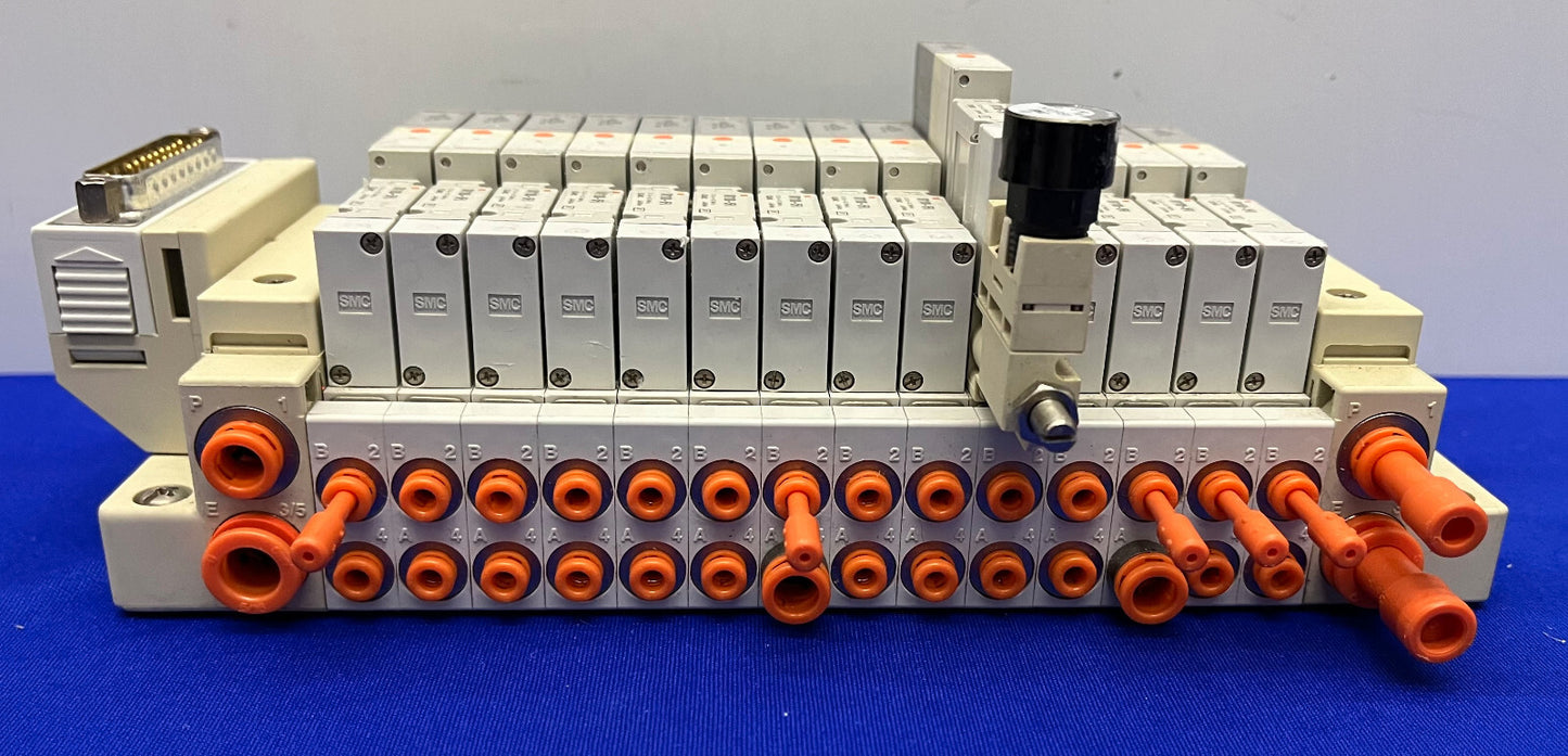 SMC SS5V1-1010983-03-1 MANIFOLD w/ 14 QTY SV1100-5FU PNEUMATIC ASSEMBLY BLOCK