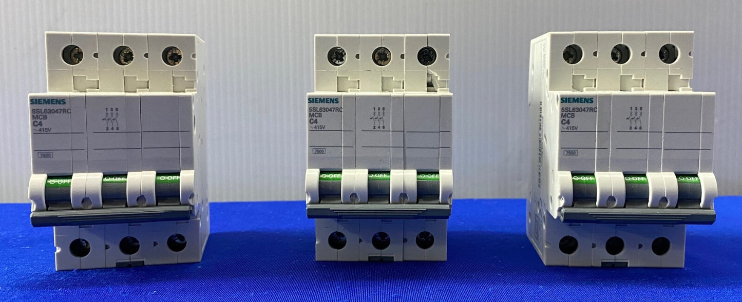 SIEMENS 5SL63047RC MCB C4 MINIATURE CIRCUIT BREAKER - 1 LOT QTY 3