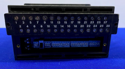 COMMANDE MINARIK DIGI-LOK AUCUNE ÉTIQUETTE SUR L'ARTICLE NOUS PENSONS QU'IL S'AGIT D'UN MODÈLE DLC100