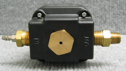 CBT 103674 / CBT103674 空気圧レギュレータ 150 PSIG 最大出力 10.6 PSIG 最大温度