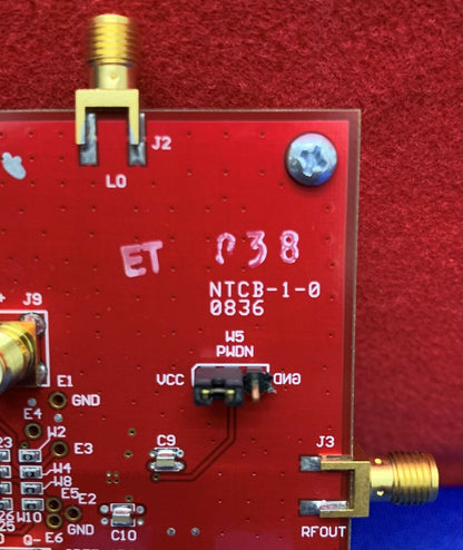 STRUMENTI DI SVILUPPO RF TRF3701 / TRF3702 REV B TEXAS INSTRUMENTS