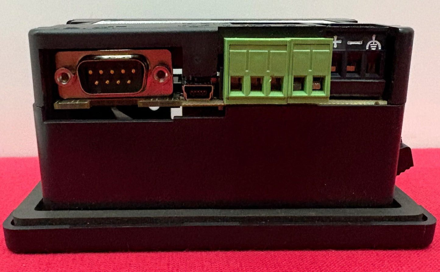 Allen Bradley AB PANELVIEW C300 CAT: 2711C-T3M SER. B REV B SS0ZY7LS 24VDC