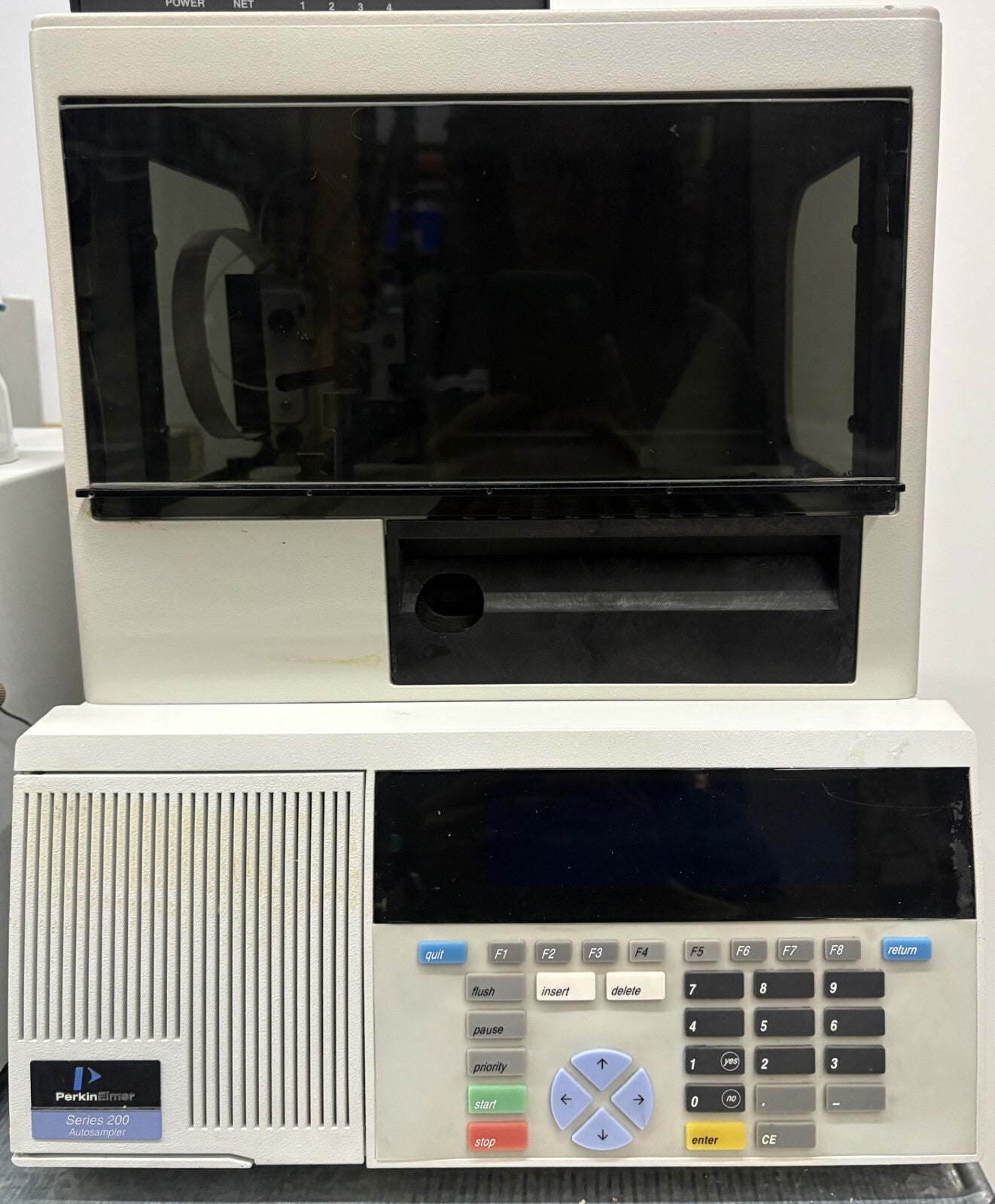 PERKIN ELMER SERIES 200 AUTO SAMPLER N2930100 SEE AD FOR ADD'L ITEMS - FOR PARTS