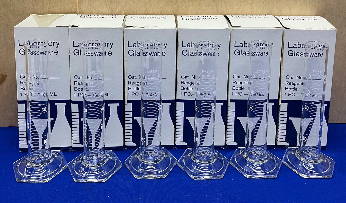 PYREX ® CORNING GLASS 3025-50 CILINDRO DOPPIA SCALA METRICA 50mL - 1 LOTTO QTY 6
