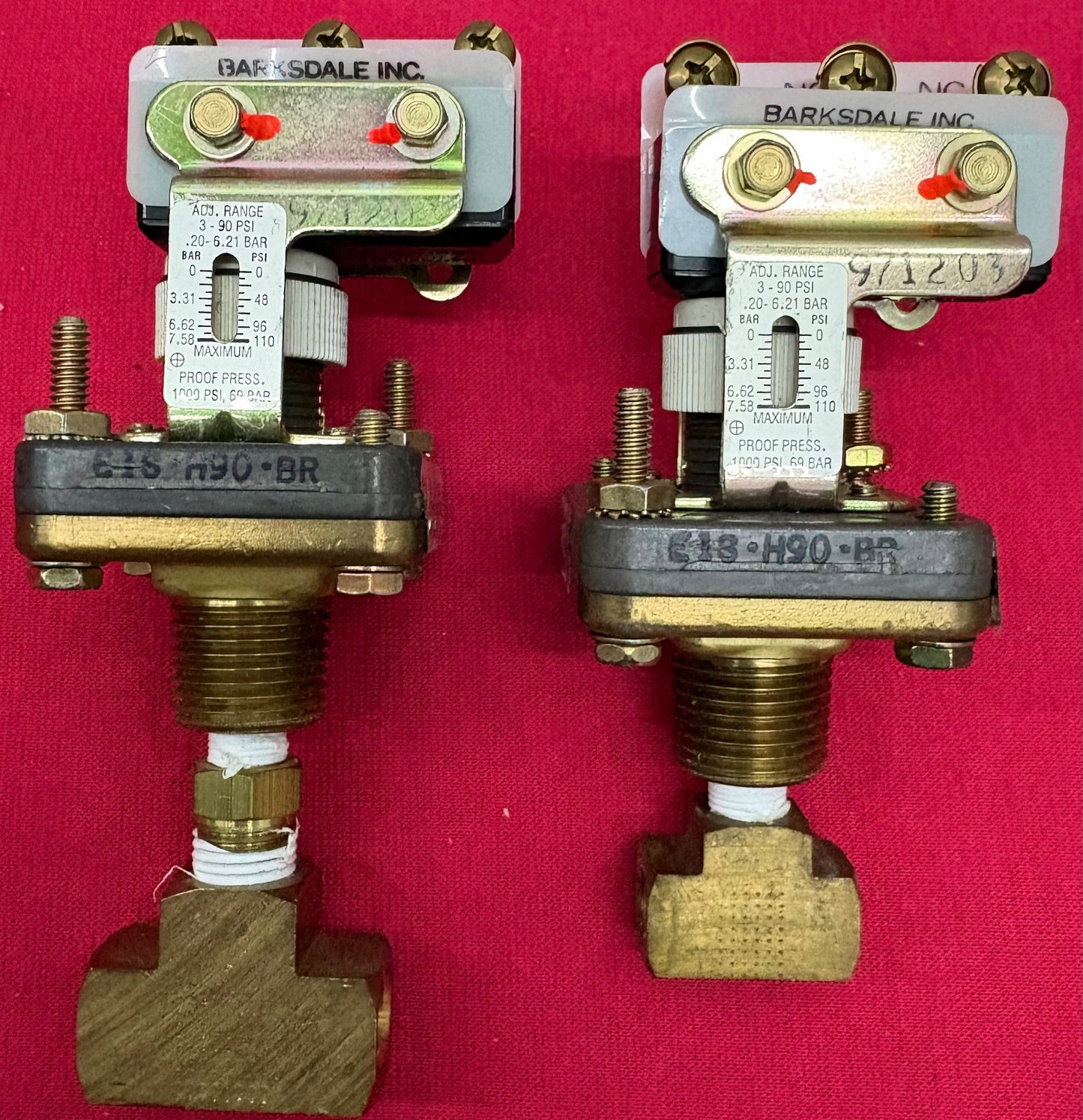 BARKSDALE E1S-H90-BR ECON-O-TROL SERIES PRESSURE SWITCH 3-90PSI - 1 LOT QTY 2